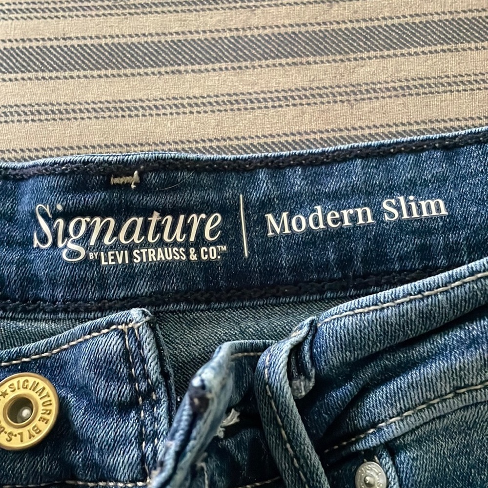 Size 10S Signature by Levi Strauss jeans